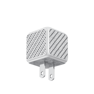 30W USB C GaNチャージャーと柔軟な編み込みC to Cケーブル