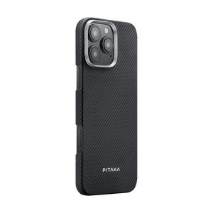 iPhone 16シリーズ用 極薄ケース