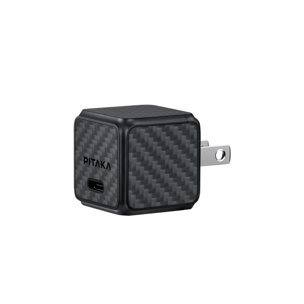 30W USB C GaNチャージャーと柔軟な編み込みC to Cケーブル
