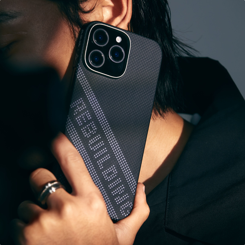 PITAKA × Re-TROS 浮織ケース