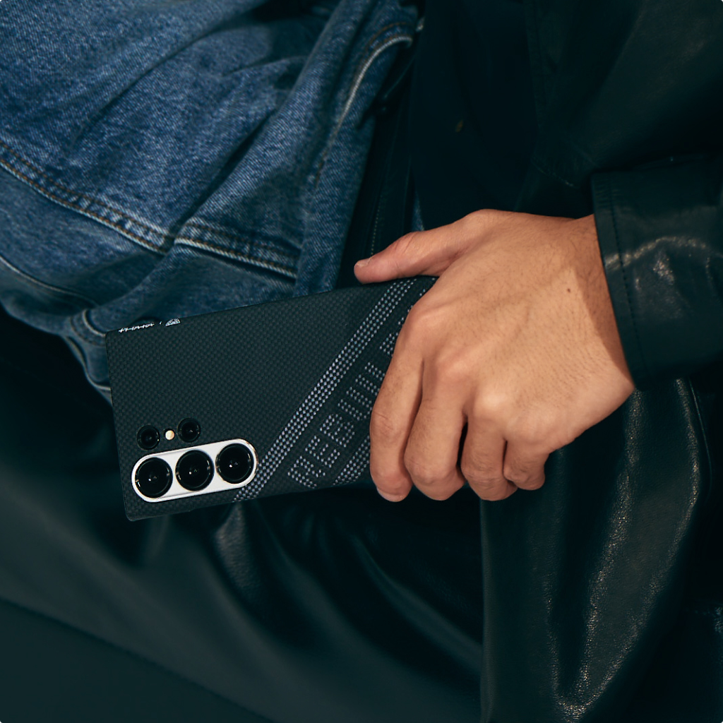 PITAKA × Re-TROS 浮織ケース