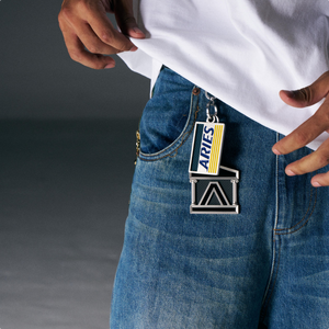 Aries コラボ限定チャーム