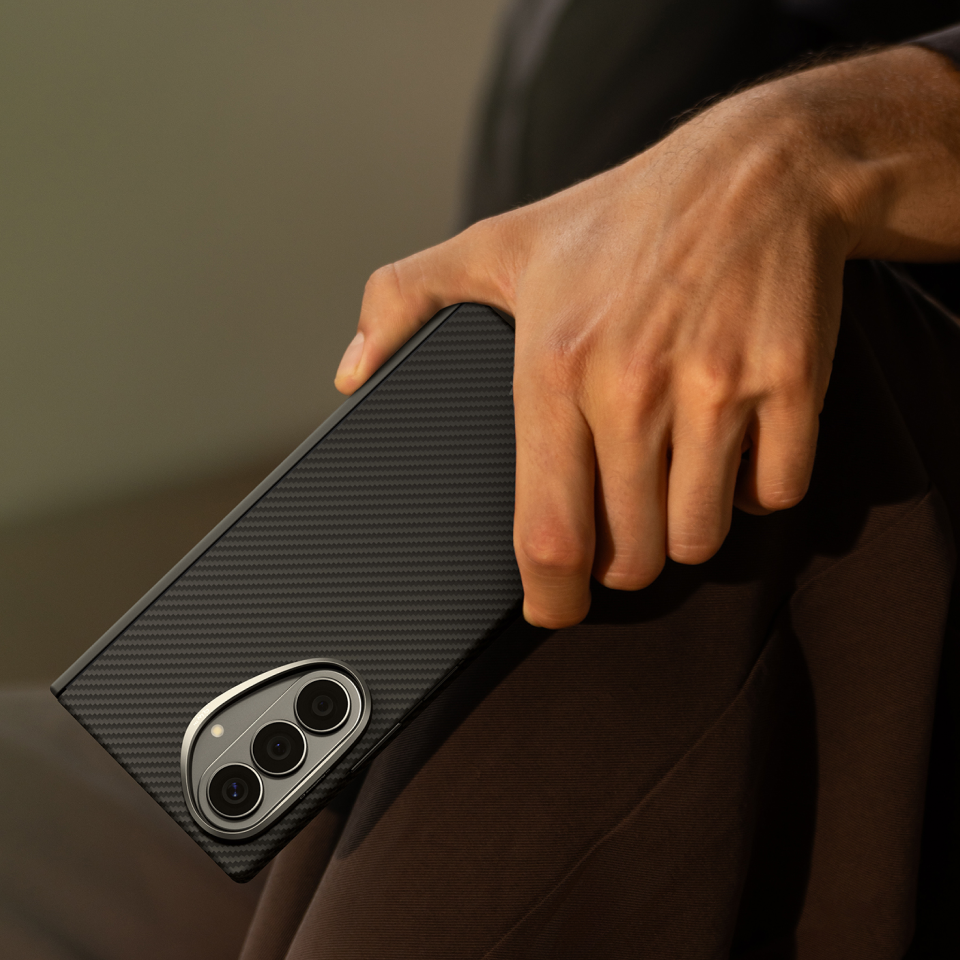Samsung Galaxy Z Fold8 / Flip8 用 MagSafeケース｜PITAKA