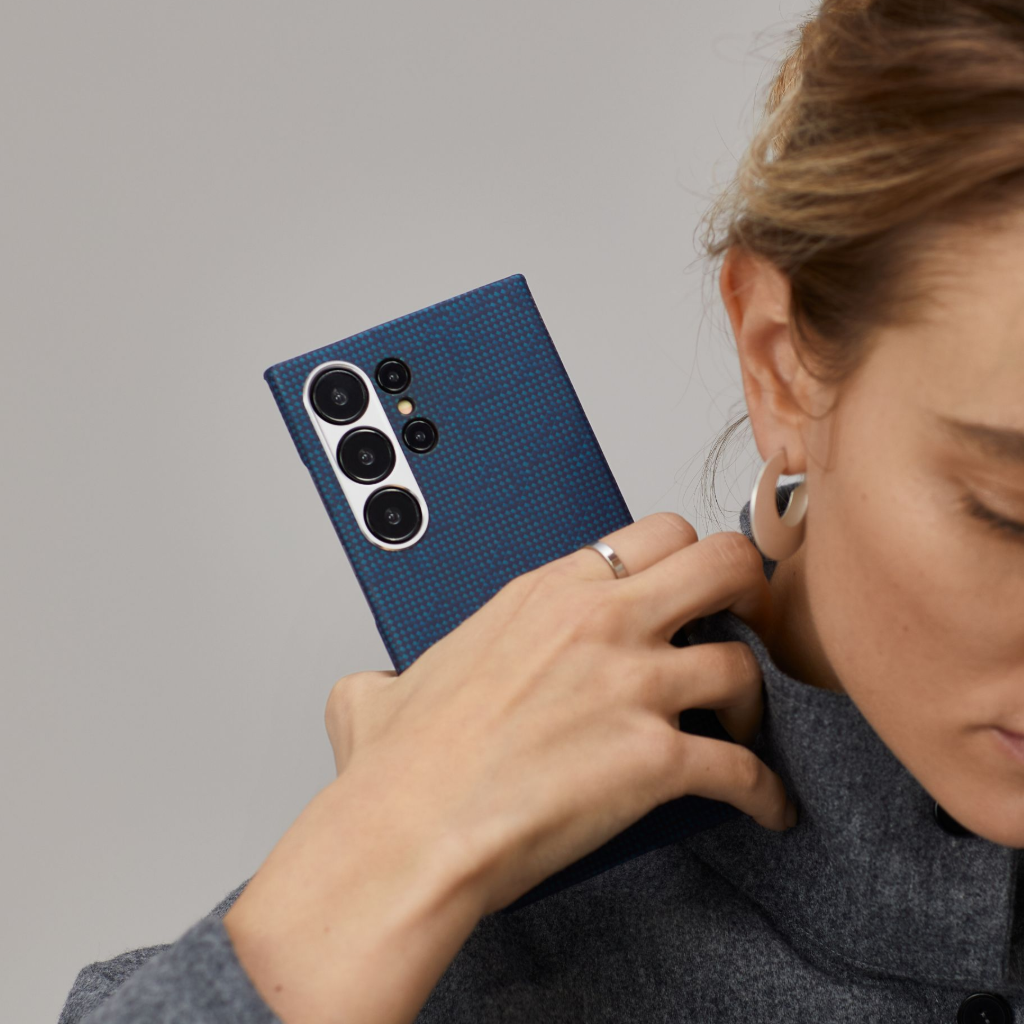 PITAKA 9周年記念 モノグラム 浮織ケース