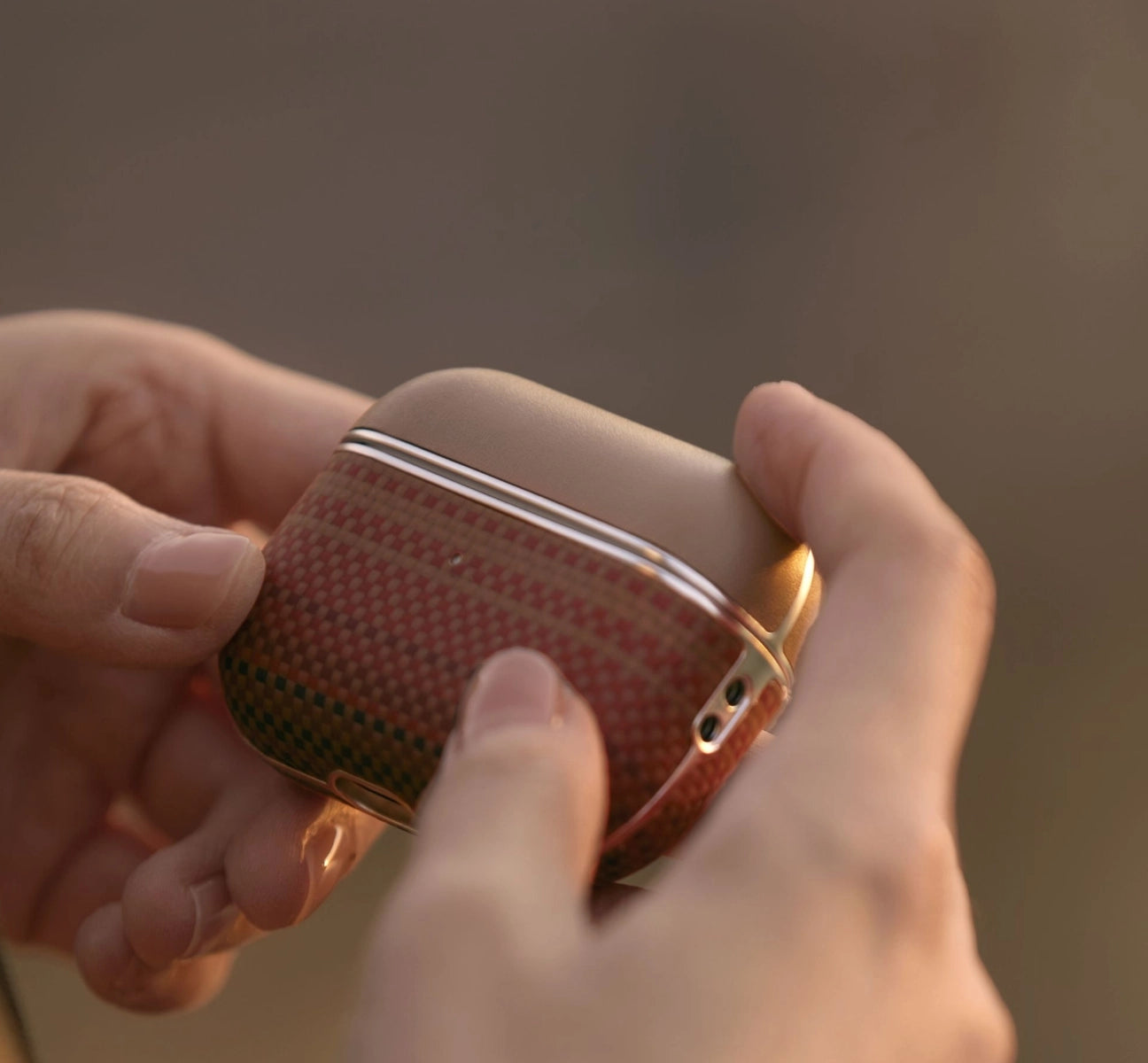 アラミド繊維ケース AirPods Pro 2 / AirPods 4 用