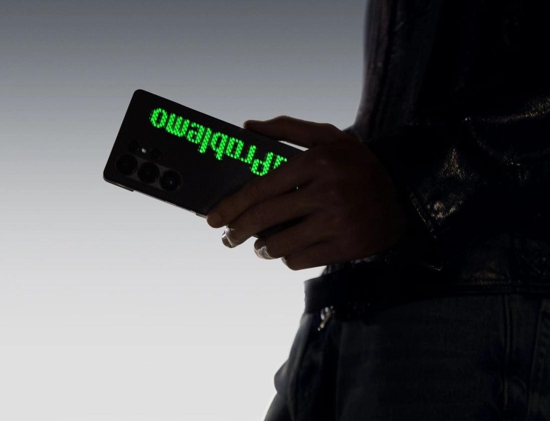 PITAKA × Aries コラボ ルミナスケース