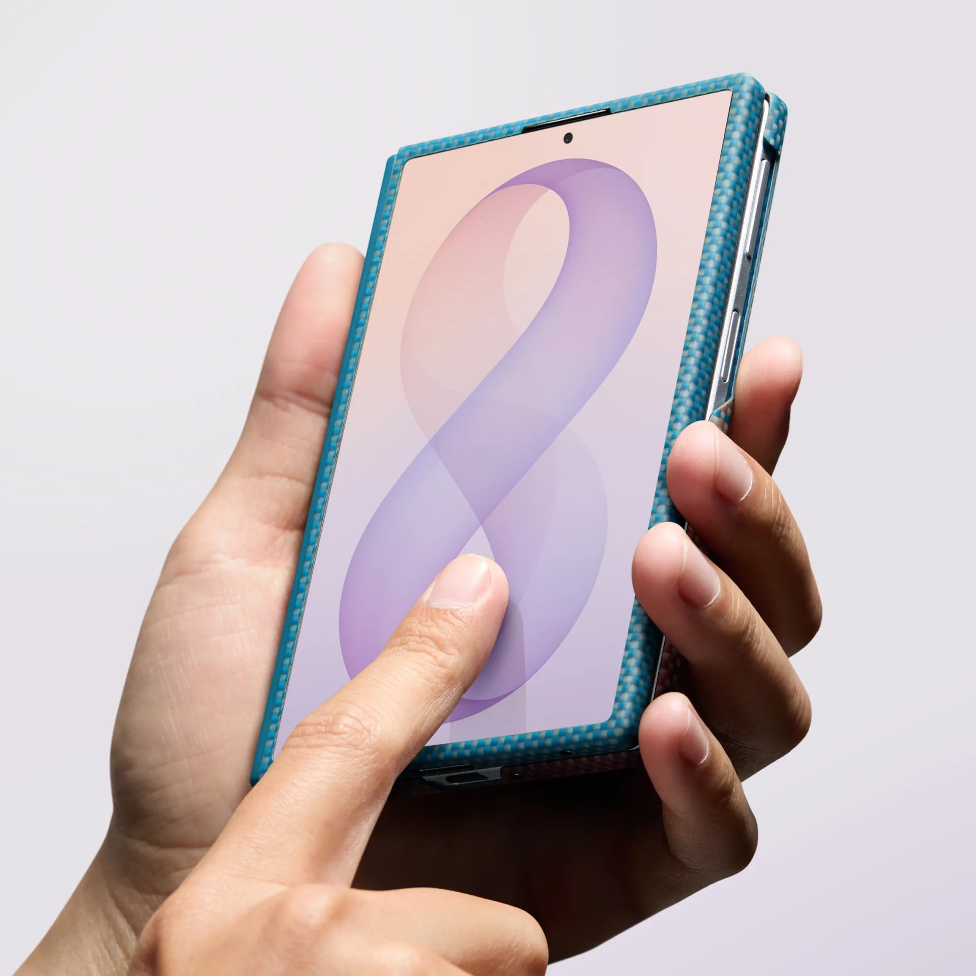 シームレスなフィット。澄みきった視界。 ― Galaxy Z Fold8 / Flip8 ケース - 1