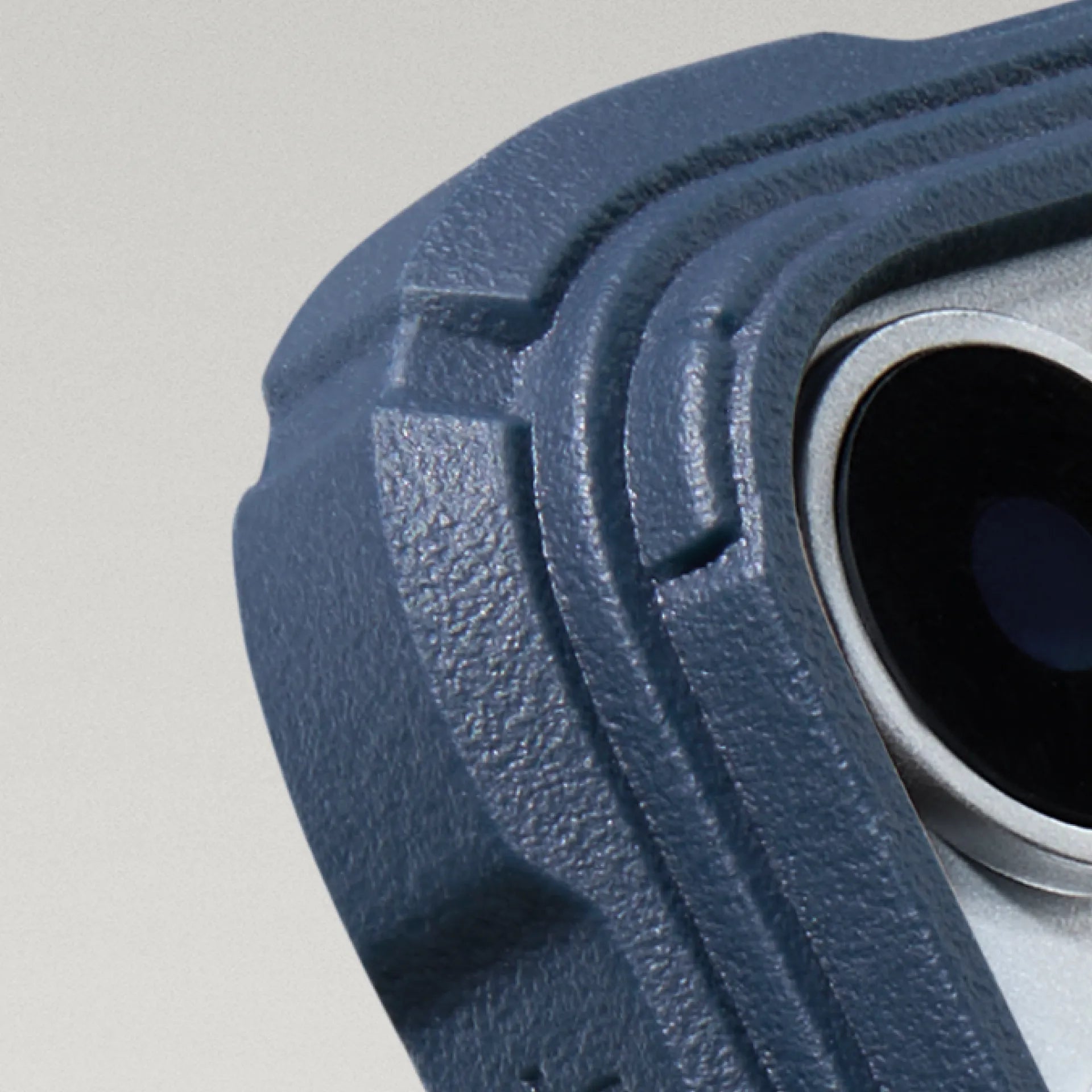 Bow-Arc コーナーバッファー 2.0 ― Cairn Case iPhone 18 - 1