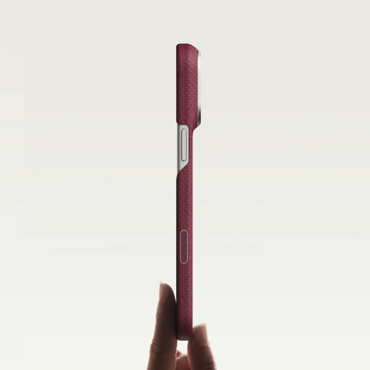 紙のように薄く、羽のように軽い ― Edge Case iPhone 18 - 1