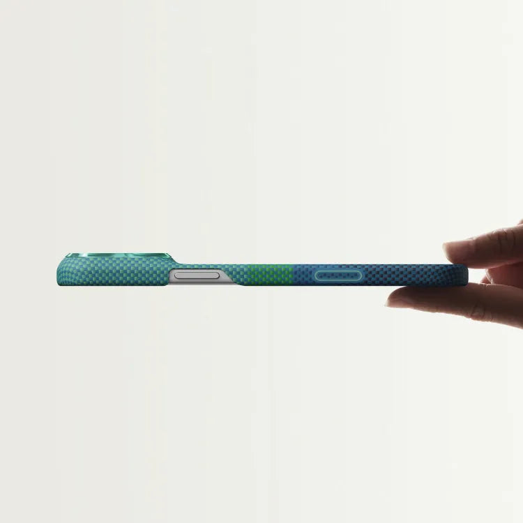 紙のように薄く、羽のように軽い ― Edge Case iPhone 18 - 1