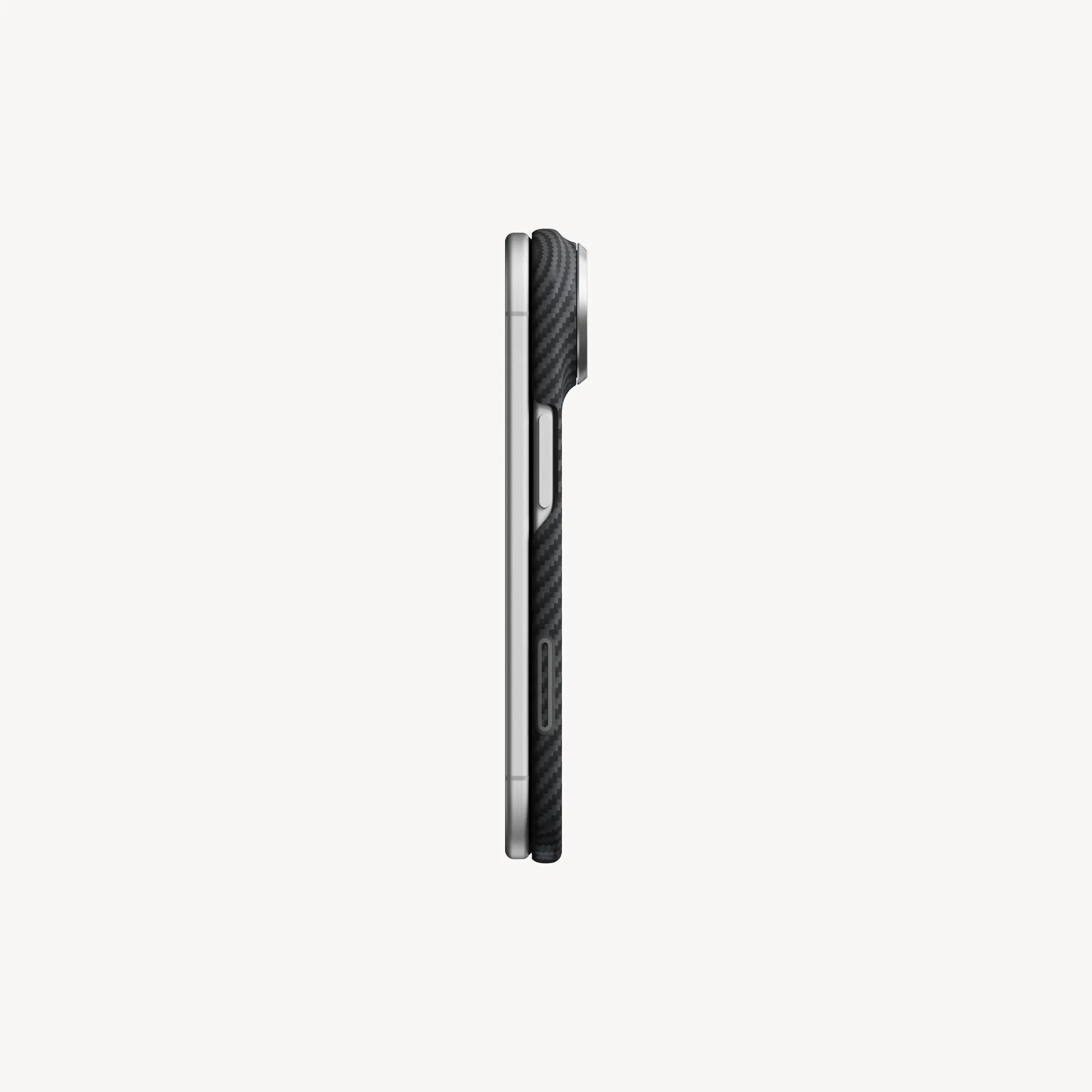 紙のように薄く、羽のように軽い ― Edge Case iPhone 18 - 1