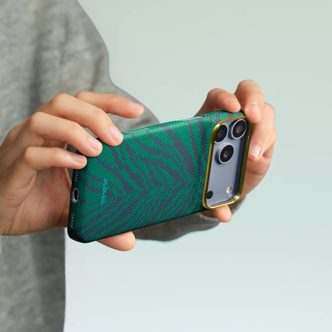PitaTap™ ― Breath of Veins Edge Case iPhone 18 - 1
