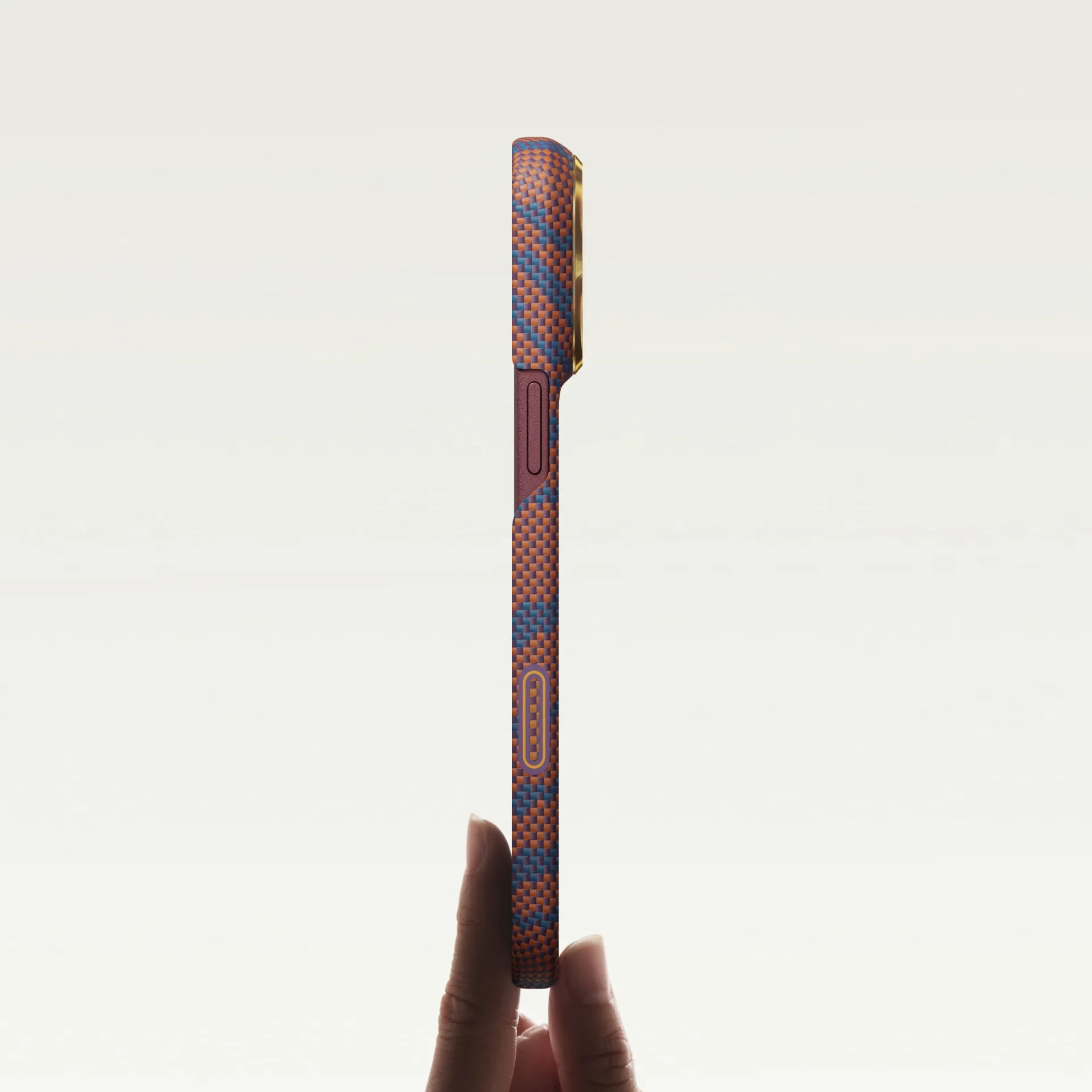 羽のように軽く、紙のように薄い ― Breath of Veins Edge Case iPhone 18 - 1
