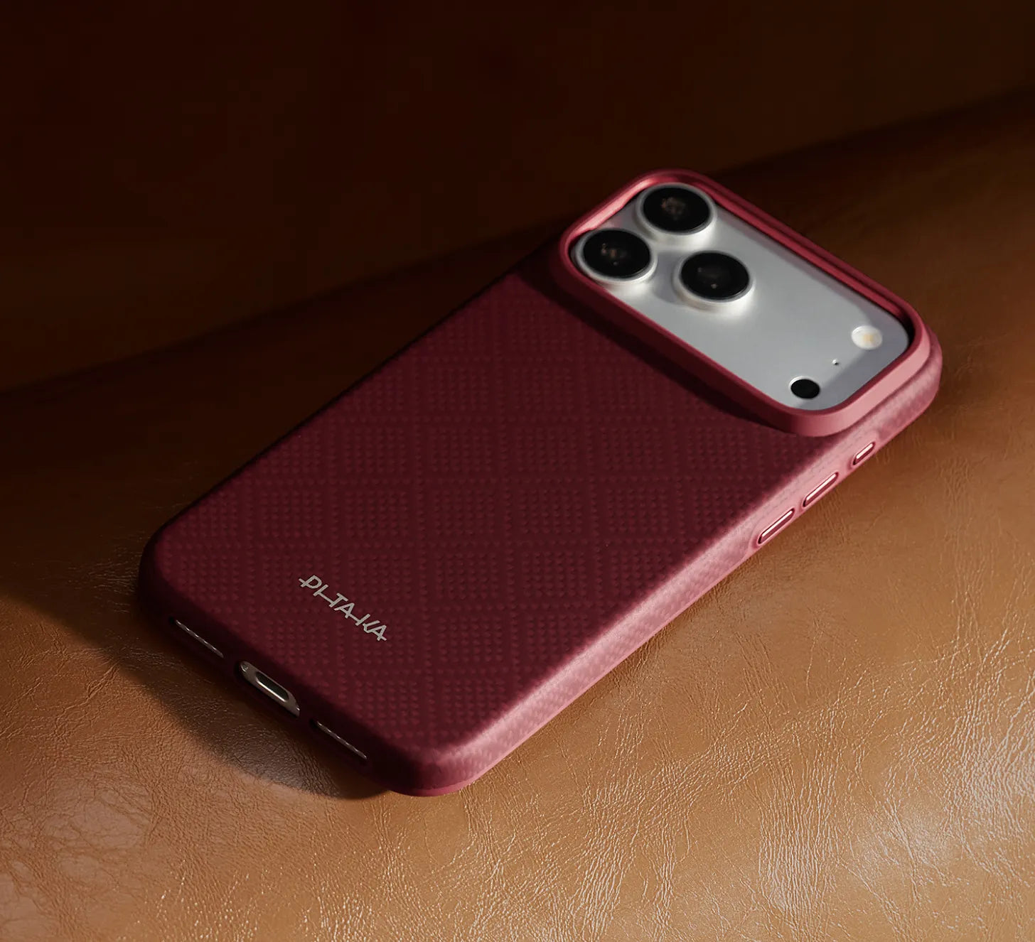 堅牢でエレガント ― Summa Case iPhone 18 - 1