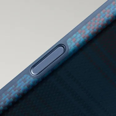 シームレスな静電容量式ボタン ― Summa Case iPhone 18 - 1