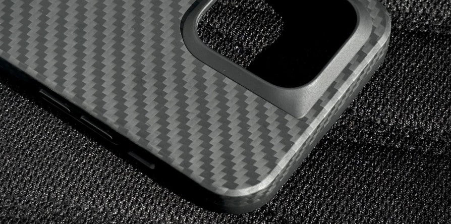 MagEZ Case Pro 4 for iPhone 15 Series